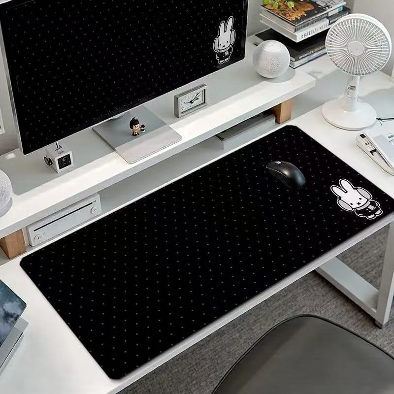 Office Furniture Brands - Niedliches Miffy-Kaninchen Großes Mauspad Kawaii Häschen